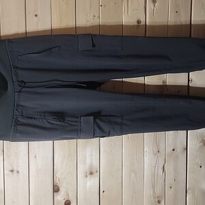 Athleta Sutton Joggers Cargo Athletic Tech Pants Size 0 Olive Green